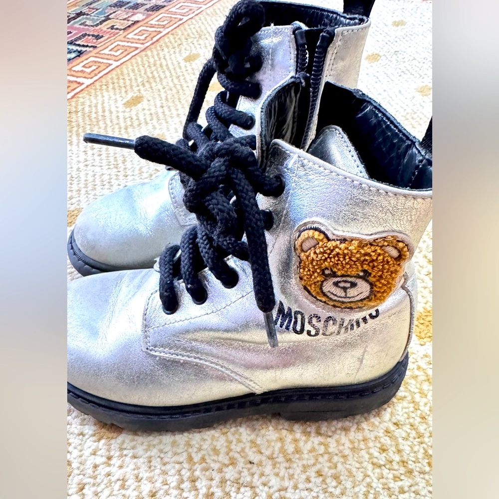 Moschino Metallic Silver Kids Boots , they have scratches look pictures
